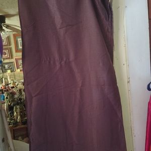 PAIR OF BROWN ROD CURTAINS. MEASUREMENT, 80"x 40". WITH FREE BEIGE SHEER PANEL.